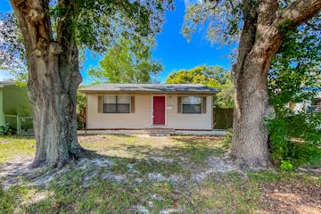 6221 5th Ave S St Petersburg, FL 33707